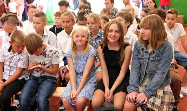 [FOTO] Uczniowie z gminy Dobromierz rozpoczęli rok szkolny