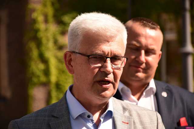 [FOTO] Parlamantarzyści PiS o decyzji PKW dotyczącej odrzucenia sprawozdania finansowego ich komitetu