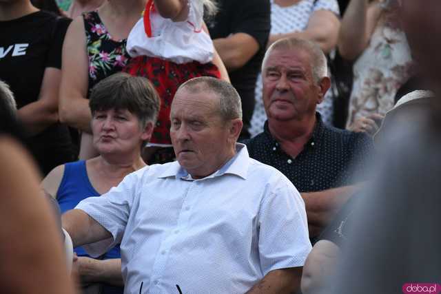 [WIDEO/FOTO] Plony zebrane, więc czas na zabawę! Dożynki Gminy Strzegom w Rogoźnicy