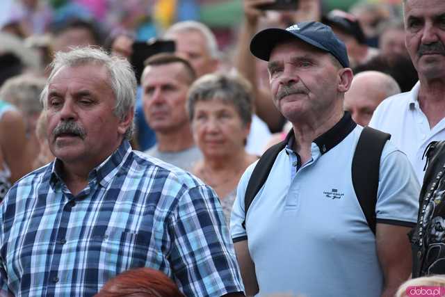 [WIDEO/FOTO] Plony zebrane, więc czas na zabawę! Dożynki Gminy Strzegom w Rogoźnicy