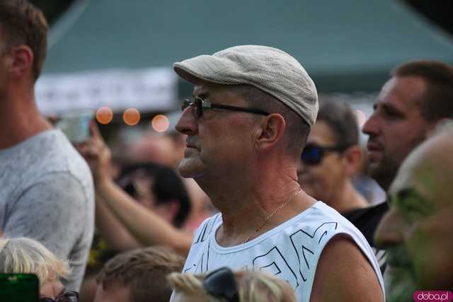 [WIDEO/FOTO] Plony zebrane, więc czas na zabawę! Dożynki Gminy Strzegom w Rogoźnicy