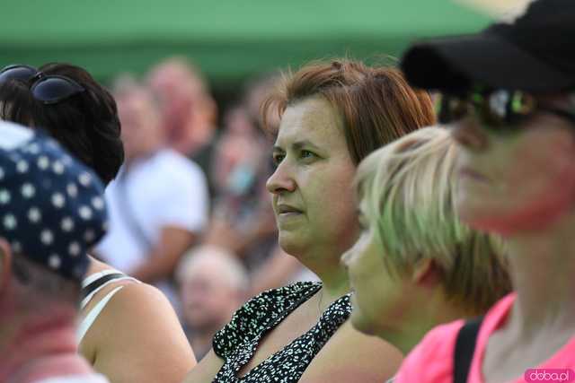 [WIDEO/FOTO] Plony zebrane, więc czas na zabawę! Dożynki Gminy Strzegom w Rogoźnicy