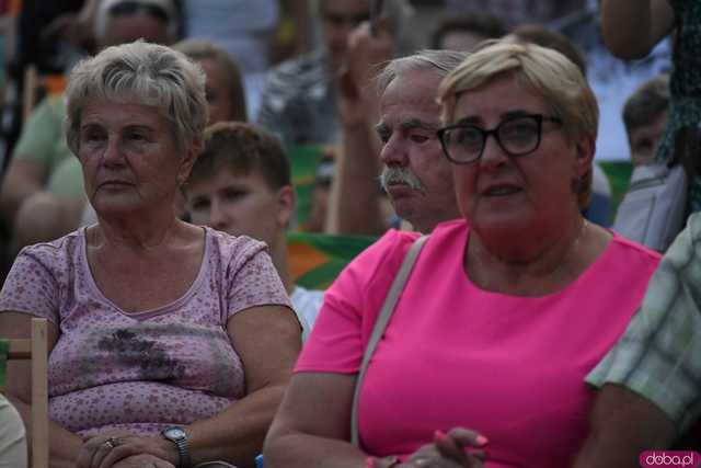 [WIDEO/FOTO] Plony zebrane, więc czas na zabawę! Dożynki Gminy Strzegom w Rogoźnicy