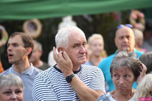 [WIDEO/FOTO] Plony zebrane, więc czas na zabawę! Dożynki Gminy Strzegom w Rogoźnicy