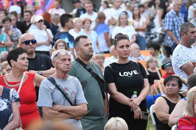 [WIDEO/FOTO] Plony zebrane, więc czas na zabawę! Dożynki Gminy Strzegom w Rogoźnicy