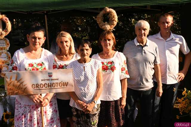 [WIDEO/FOTO] Plony zebrane, więc czas na zabawę! Dożynki Gminy Strzegom w Rogoźnicy