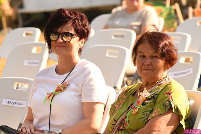 [WIDEO/FOTO] Plony zebrane, więc czas na zabawę! Dożynki Gminy Strzegom w Rogoźnicy