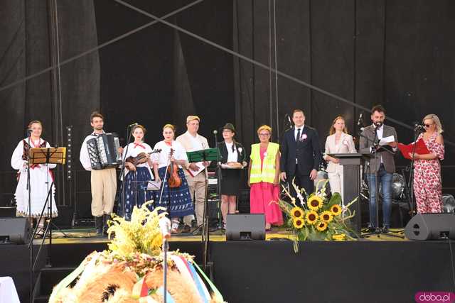 [WIDEO/FOTO] Dożynki Wojewódzkie w Małowicach. Nie zabrakło przedstawicieli naszego powiatu!