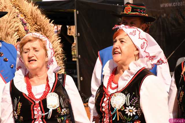 [WIDEO/FOTO] Dożynki Wojewódzkie w Małowicach. Nie zabrakło przedstawicieli naszego powiatu!