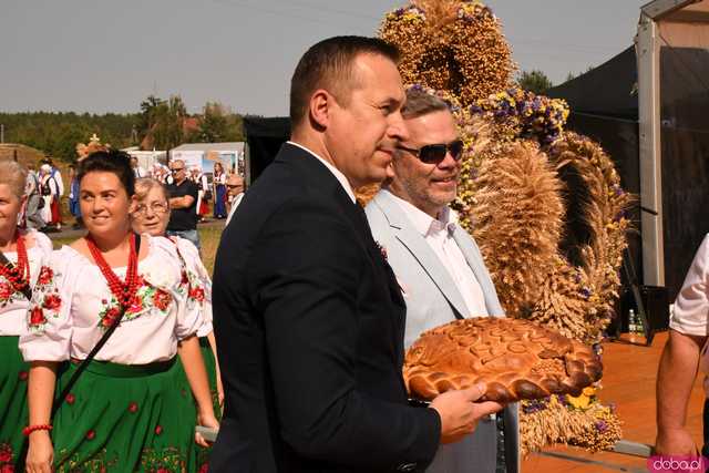 [WIDEO/FOTO] Dożynki Wojewódzkie w Małowicach. Nie zabrakło przedstawicieli naszego powiatu!