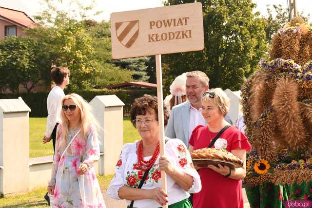 [WIDEO/FOTO] Dożynki Wojewódzkie w Małowicach. Nie zabrakło przedstawicieli naszego powiatu!