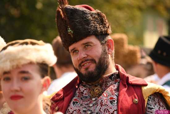 [WIDEO/FOTO] Dożynki Wojewódzkie w Małowicach. Nie zabrakło przedstawicieli naszego powiatu!