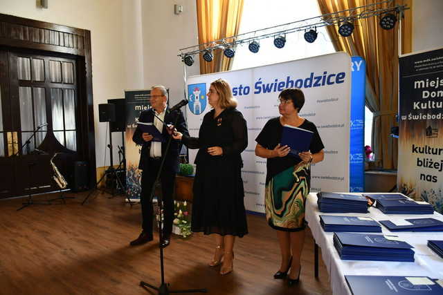 [FOTO] Rozdano stypendia dla najzdolniejszych świebodziczan