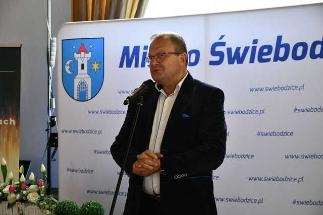 [FOTO] Rozdano stypendia dla najzdolniejszych świebodziczan