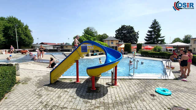 [FOTO] Ile osób odwiedziło basen zewnętrzny w tegorocznym sezonie letnim? OSiR przedstawił statystyki 