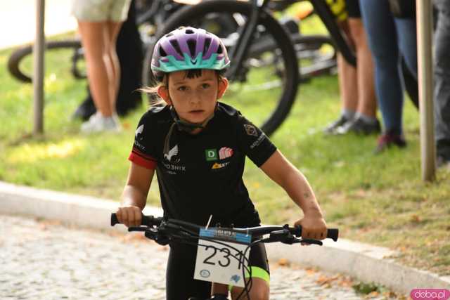 [WIDEO/FOTO] Młodzi kolarze wystartowali w kolejnej edycji Ligi MTB Aglomeracji Wałbrzyskiej