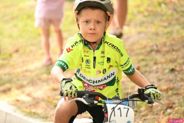 [WIDEO/FOTO] Młodzi kolarze wystartowali w kolejnej edycji Ligi MTB Aglomeracji Wałbrzyskiej