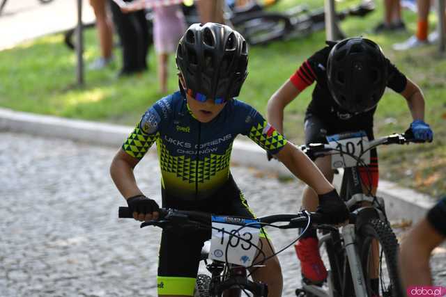 [WIDEO/FOTO] Młodzi kolarze wystartowali w kolejnej edycji Ligi MTB Aglomeracji Wałbrzyskiej