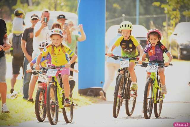 [WIDEO/FOTO] Młodzi kolarze wystartowali w kolejnej edycji Ligi MTB Aglomeracji Wałbrzyskiej