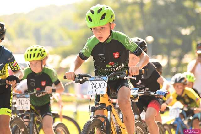 [WIDEO/FOTO] Młodzi kolarze wystartowali w kolejnej edycji Ligi MTB Aglomeracji Wałbrzyskiej