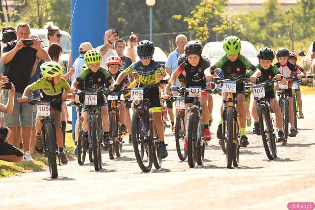 [WIDEO/FOTO] Młodzi kolarze wystartowali w kolejnej edycji Ligi MTB Aglomeracji Wałbrzyskiej