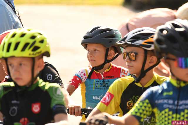 [WIDEO/FOTO] Młodzi kolarze wystartowali w kolejnej edycji Ligi MTB Aglomeracji Wałbrzyskiej
