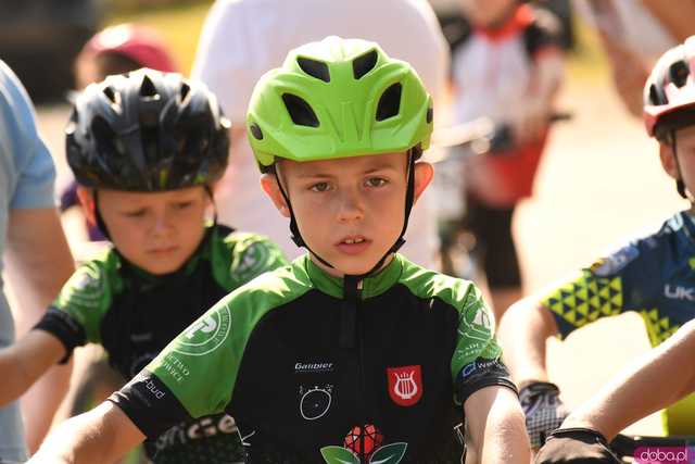 [WIDEO/FOTO] Młodzi kolarze wystartowali w kolejnej edycji Ligi MTB Aglomeracji Wałbrzyskiej