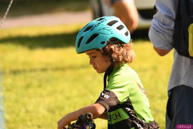 [WIDEO/FOTO] Młodzi kolarze wystartowali w kolejnej edycji Ligi MTB Aglomeracji Wałbrzyskiej