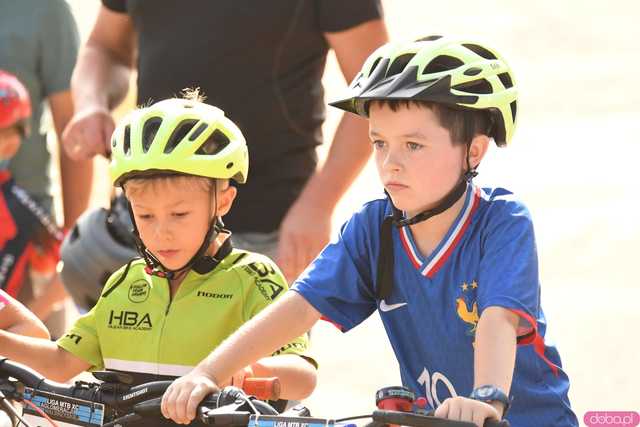 [WIDEO/FOTO] Młodzi kolarze wystartowali w kolejnej edycji Ligi MTB Aglomeracji Wałbrzyskiej
