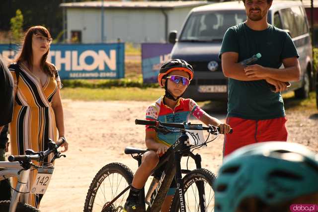 [WIDEO/FOTO] Młodzi kolarze wystartowali w kolejnej edycji Ligi MTB Aglomeracji Wałbrzyskiej