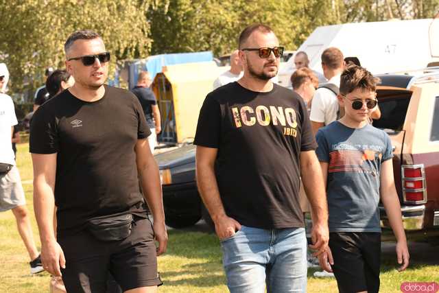 [WIDEO/FOTO] Drugi dzień pełen lotniczych wrażeń w Świebodzicach