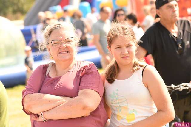 [WIDEO/FOTO] Drugi dzień pełen lotniczych wrażeń w Świebodzicach