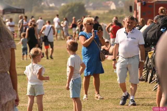 [WIDEO/FOTO] Drugi dzień pełen lotniczych wrażeń w Świebodzicach