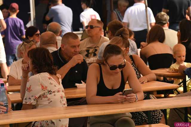 [WIDEO/FOTO] Drugi dzień pełen lotniczych wrażeń w Świebodzicach