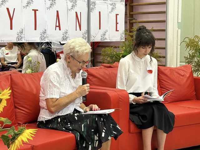 [FOTO] Wspólne czytanie Kordiana w świebodzickiej bibliotece