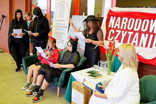 [FOTO] W Żarowie wspólnie czytali Kordiana