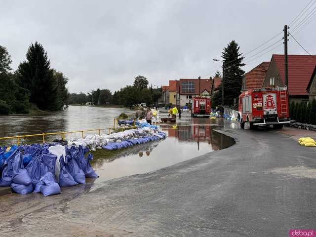 [VIDEO, FOTO] Pszenno walczy z żywiołem. Dramatyczna sytuacja w gminie Świdnica