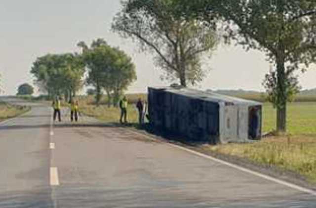 Wypadek autobusu 7 osób rannych, lądował śmigłowiec LPR 