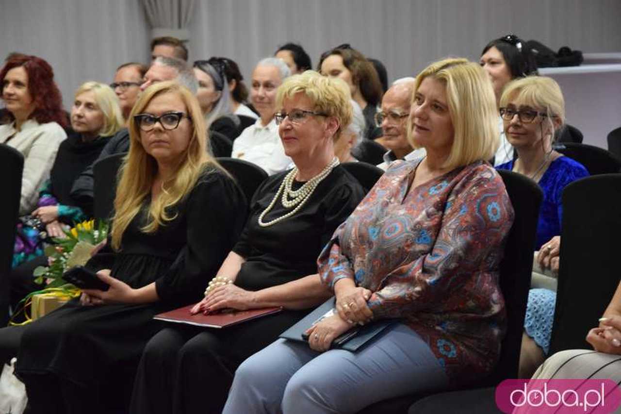 [FOTO, VIDEO] Promyk nadziei w cierpieniu. Niezwykły jubileusz Towarzystwa Przyjaciół Chorych „Hospicjum” 