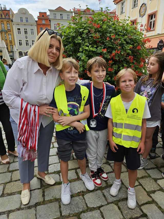 [FOTO] Upamiętnili Orlęta Lwowskie. Trzecia edycja biegu na świdnickim rynku
