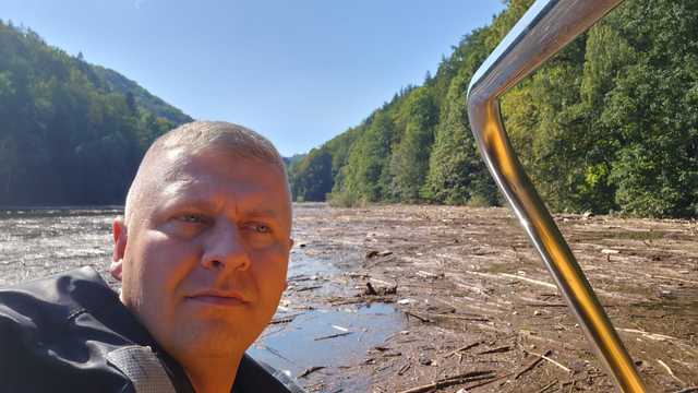[FOTO, VIDEO] Wzięli sprawy w swoje ręce i posprzątali Jezioro Bystrzyckie