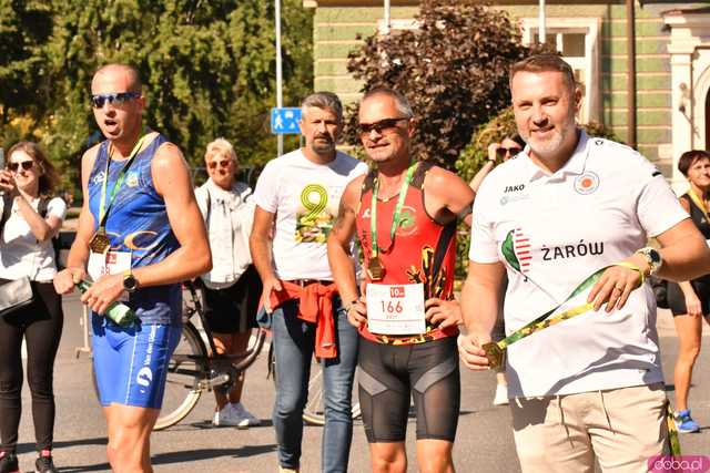[FOTO] Była moc! Pobiegli ulicami Żarowa w 9. edycji Biegów Strefowych