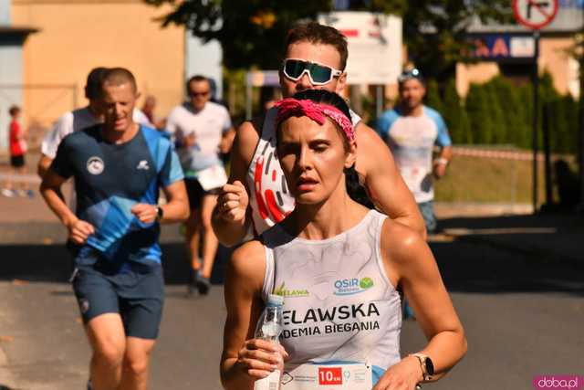 [FOTO] Była moc! Pobiegli ulicami Żarowa w 9. edycji Biegów Strefowych