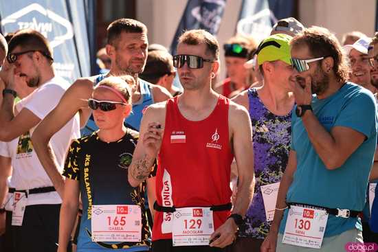 [FOTO] Była moc! Pobiegli ulicami Żarowa w 9. edycji Biegów Strefowych