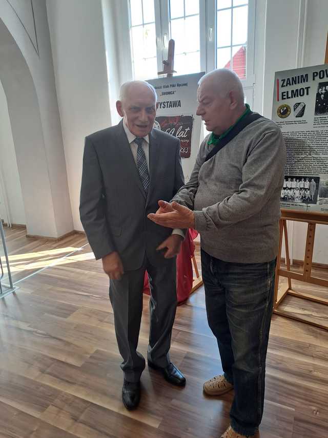 [FOTO] Świętowali 50 lat piłki ręcznej w naszym mieście. Uroczysty jubileusz pełen wspomnień, podziękowań i sportowej rywalizacji