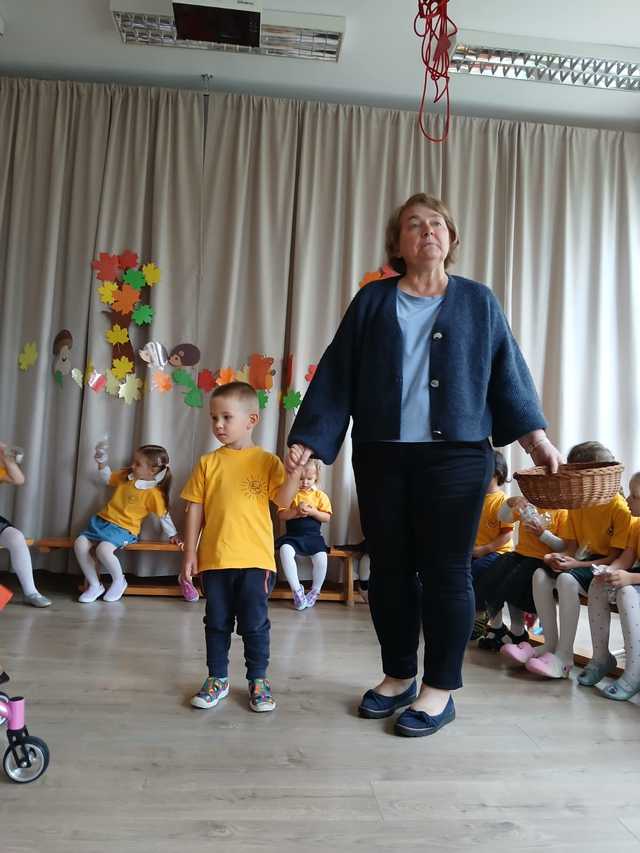 [FOTO] Powitanie jesieni i nowych przedszkolaków w Słoneczku