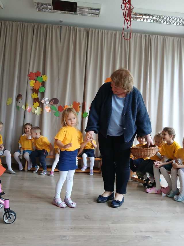 [FOTO] Powitanie jesieni i nowych przedszkolaków w Słoneczku