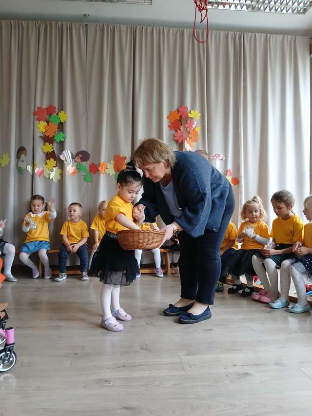 [FOTO] Powitanie jesieni i nowych przedszkolaków w Słoneczku