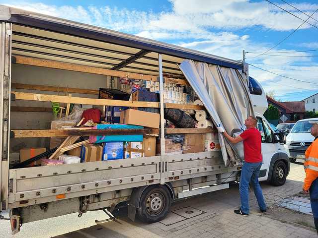 [FOTO] Partnerska gmina z odsieczą dla powodzian