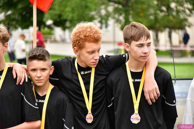 [FOTO] Pobiegli w XI edycji Międzypokoleniowych Biegów Pojednania